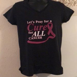 👀 S&K T-Shirt Designs Woman’s Black V-Neck Tee!